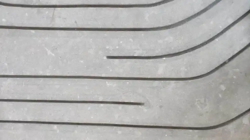 Podłogówka frezowana na gotowej posadzce – Trójmiasto