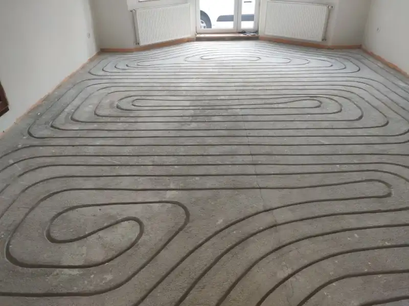 Modernizacja systemu grzewczego – frezowanie posadzki w domu jednorodzinnym Bytów