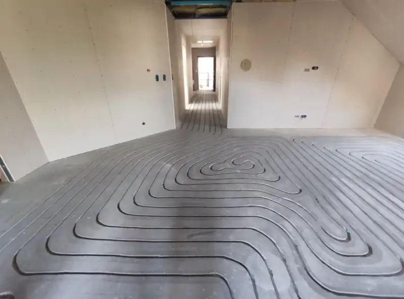 Ogrzewanie podłogowe frezowane na poddaszu - Żukowo